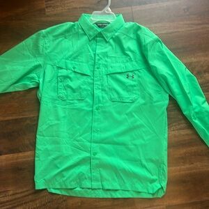 Under Armour Mens Green Vented Long Sleeve Collared Button Up